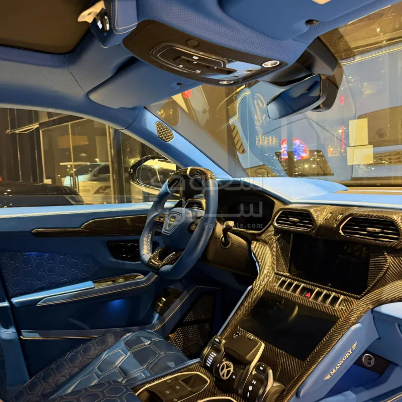 2021 لمبرجيني اوروس