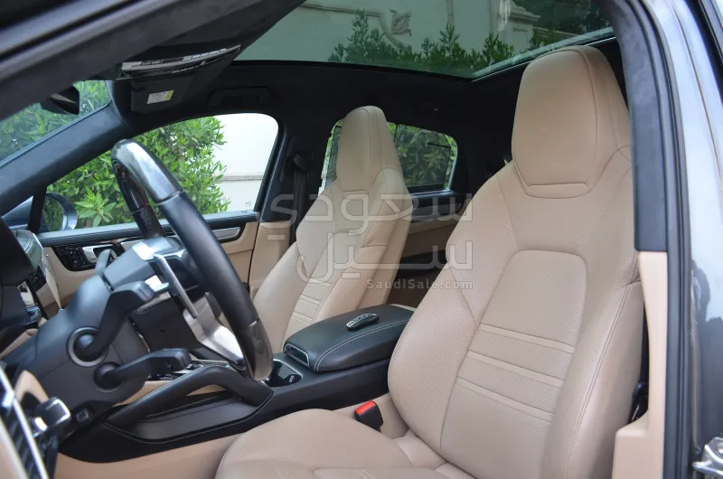 2020 بورش كايين اس