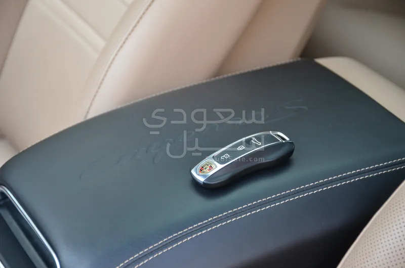 2020 بورش كايين اس