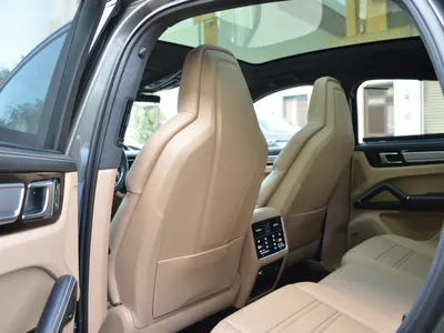 2020 بورش كايين اس