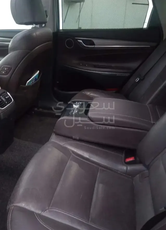 2018 هيونداي ازيرا سمارت