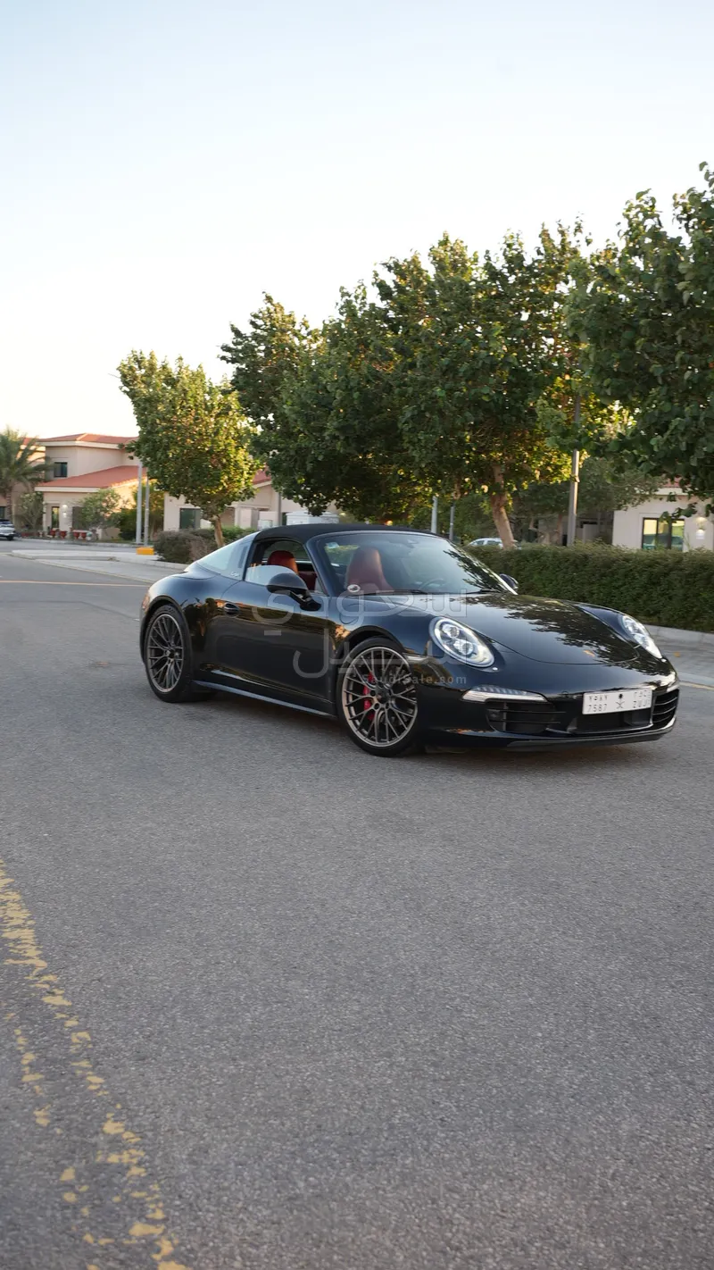 2015 بورش 911 تارجا 4 اس