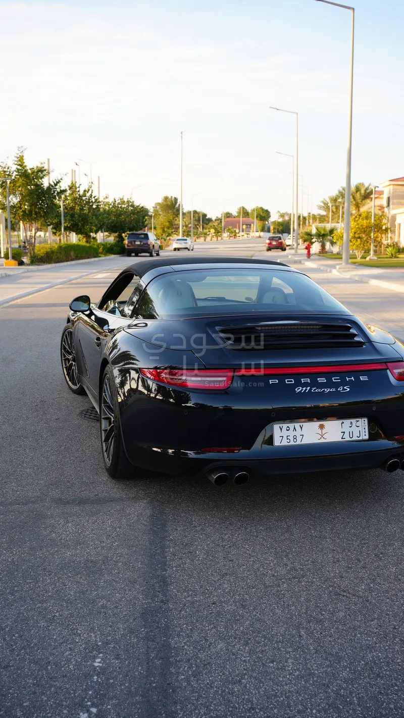 2015 بورش 911 تارجا 4 اس