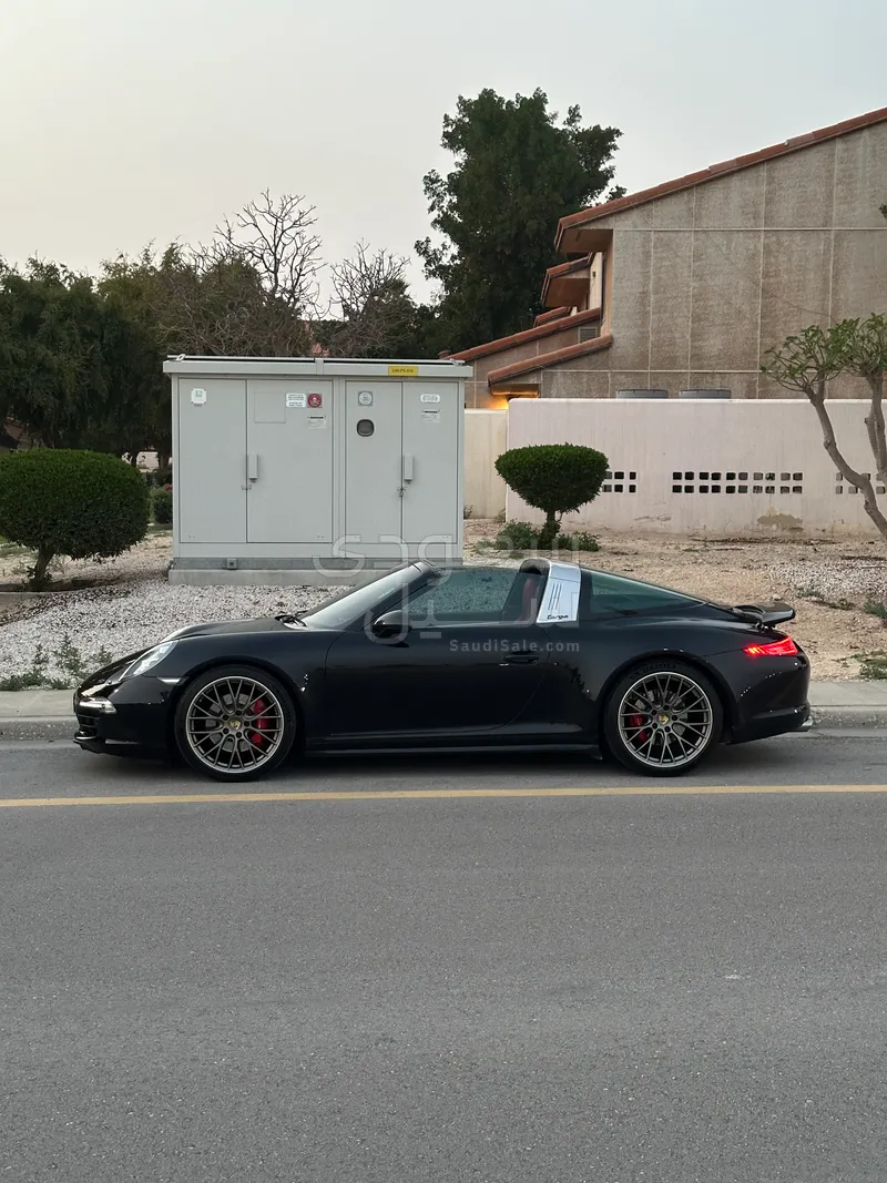 2015 بورش 911 تارجا 4 اس