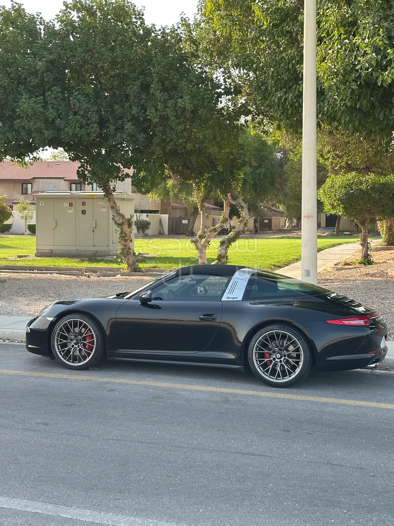 2015 بورش 911 تارجا 4 اس
