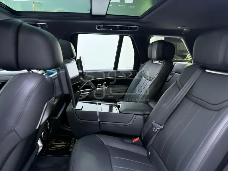 2026 لاند روفر رينج روفر اوتوبيوغرافي