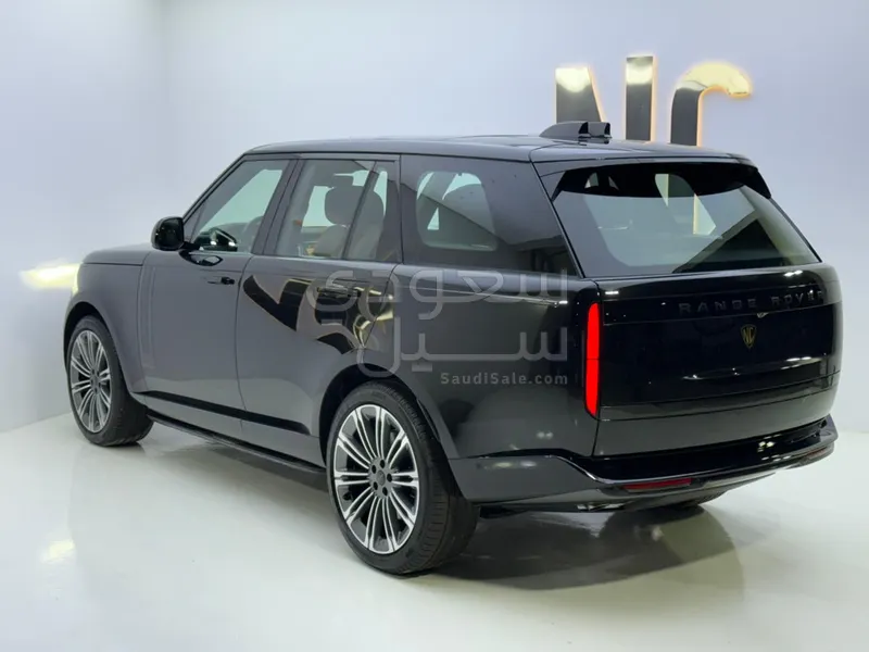 2026 لاند روفر رينج روفر اوتوبيوغرافي