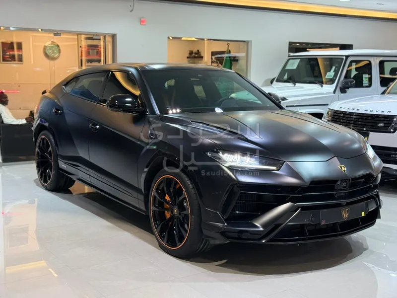 2024 لمبرجيني اوروس اس