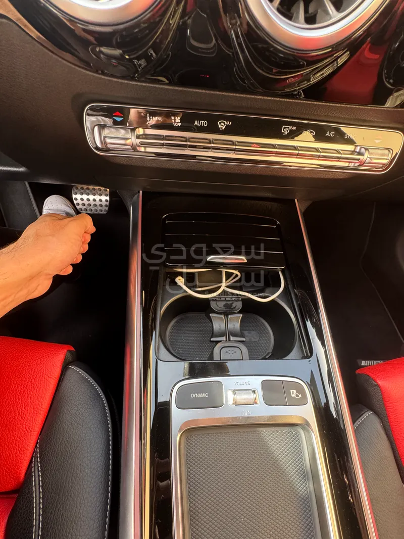 2025 مرسيدس - بنز جي إل أي 200