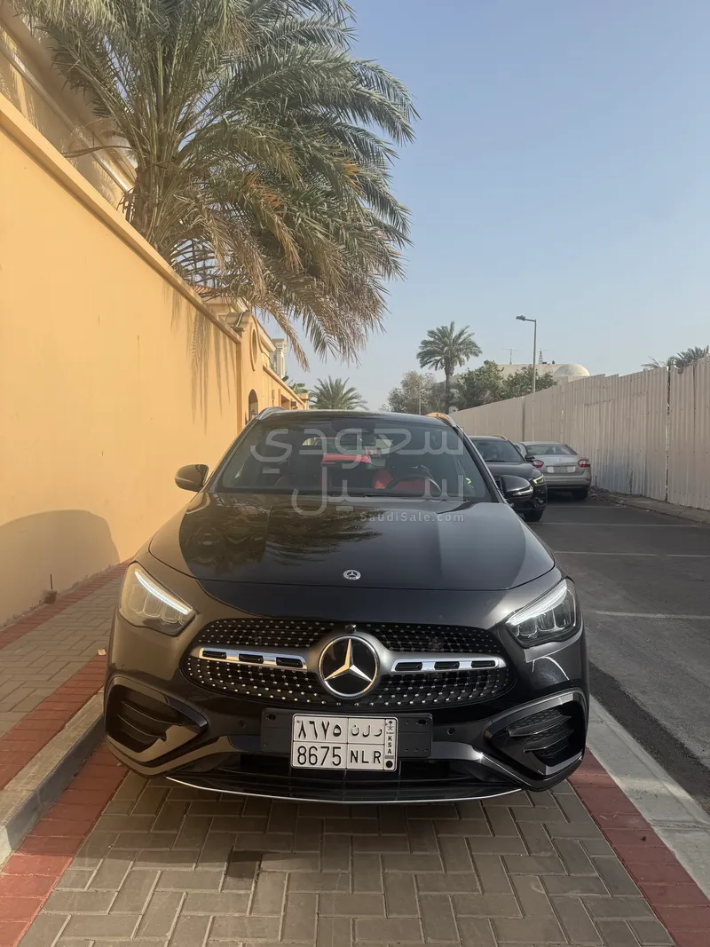 2025 مرسيدس - بنز جي إل أي 200