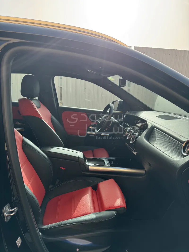 2025 مرسيدس - بنز جي إل أي 200