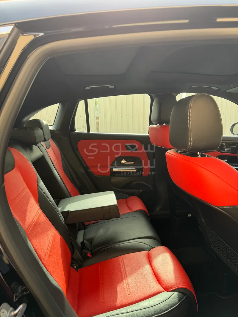 2025 مرسيدس - بنز جي إل أي 200