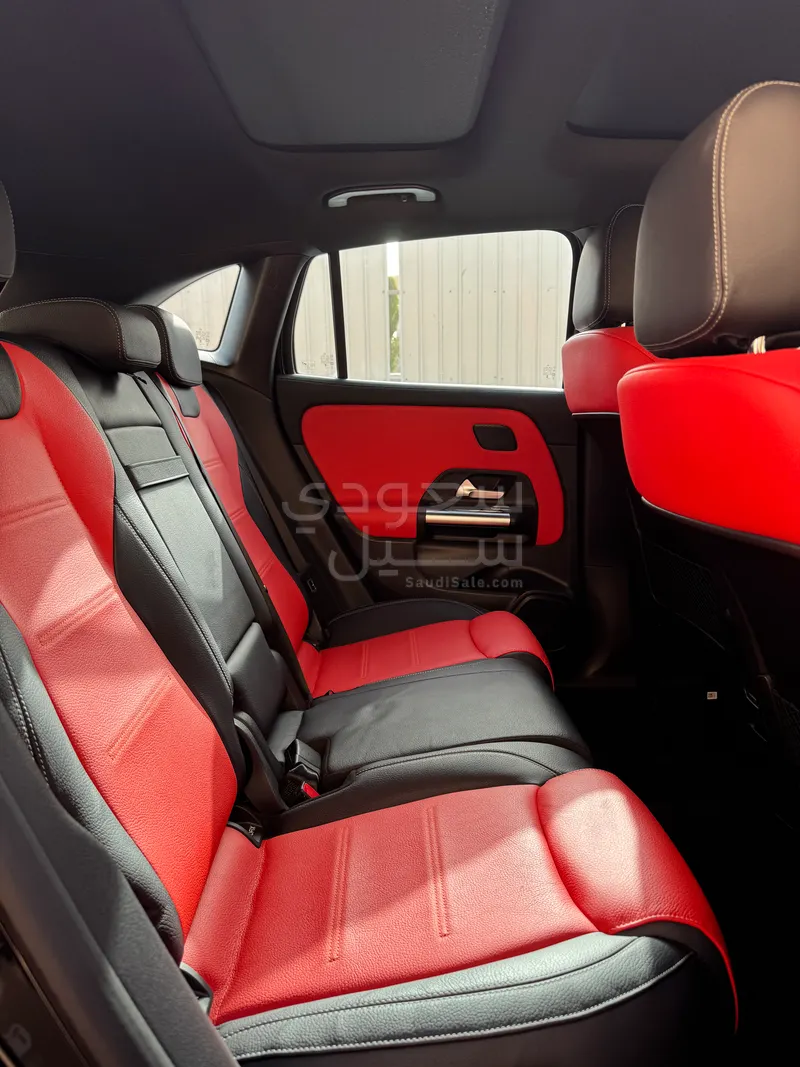 2025 مرسيدس - بنز جي إل أي 200