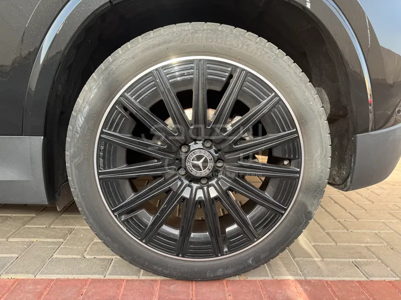 2025 مرسيدس - بنز جي إل أي 200