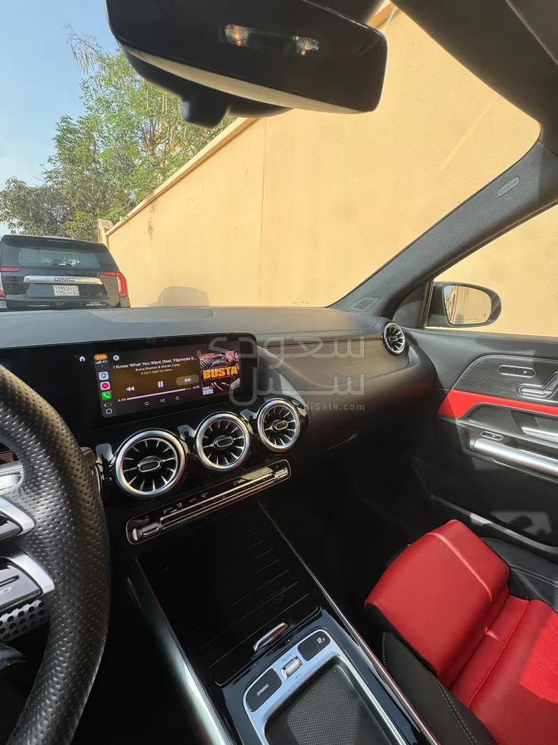 2025 مرسيدس - بنز جي إل أي 200