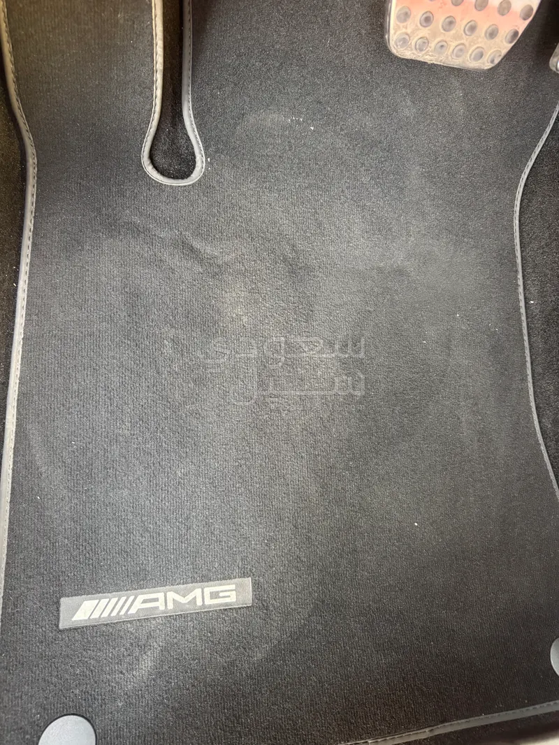 2025 مرسيدس - بنز جي إل أي 200