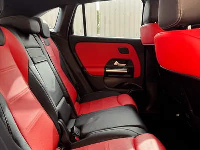 2025 مرسيدس - بنز جي إل أي 200