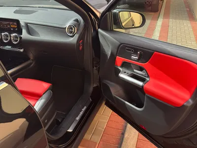 2025 مرسيدس - بنز جي إل أي 200