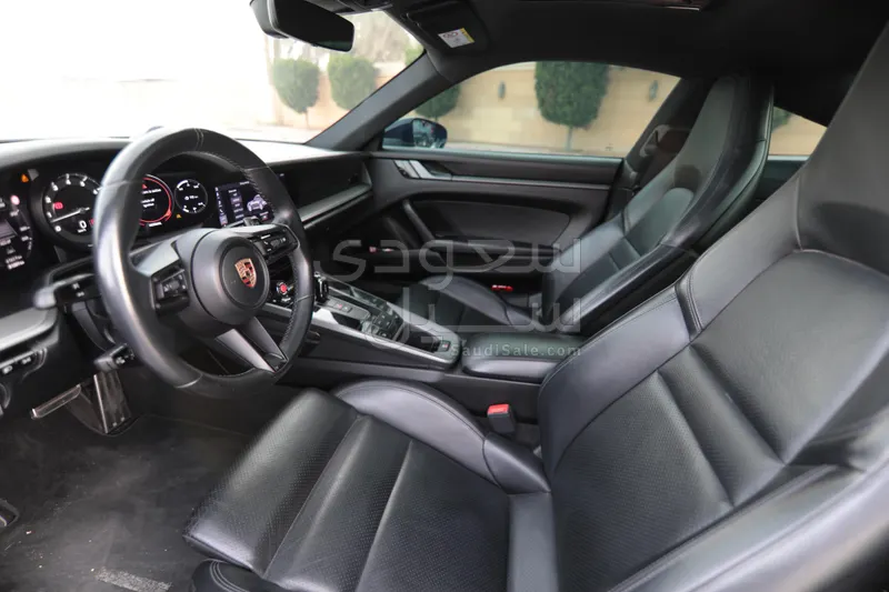 2020 بورش 911 كاريرا 4 اس