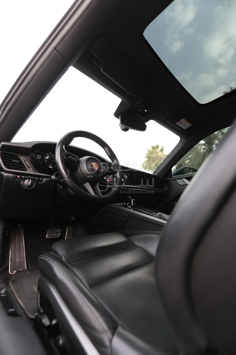2020 بورش 911 كاريرا 4 اس