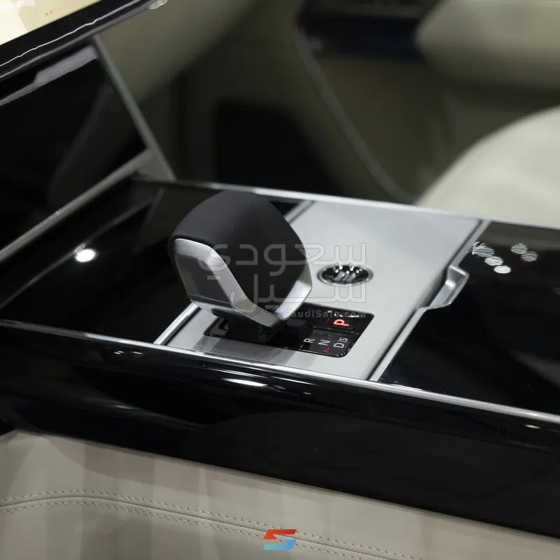 2026 لاند روفر رينج روفر اوتوبيوغرافي