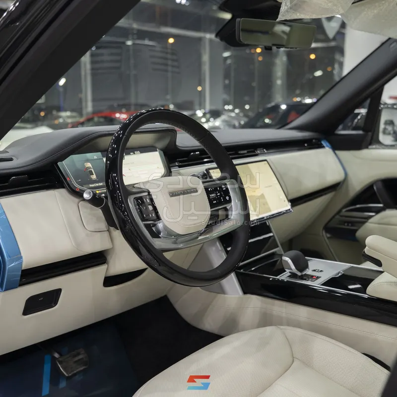 2026 لاند روفر رينج روفر اوتوبيوغرافي