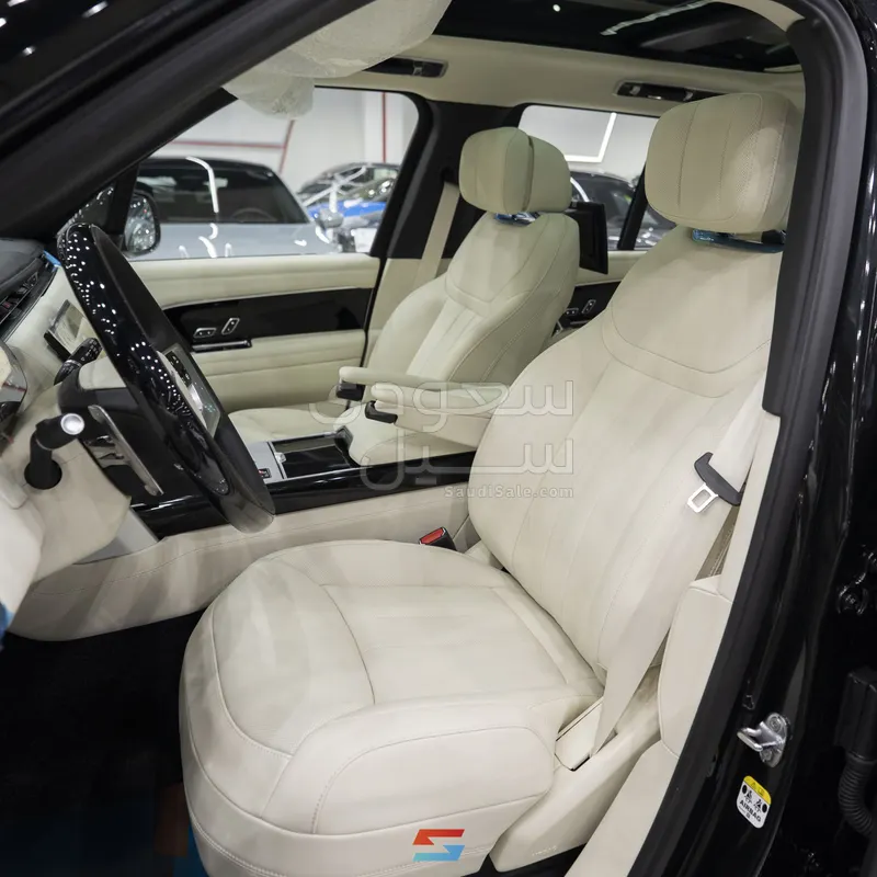 2026 لاند روفر رينج روفر اوتوبيوغرافي