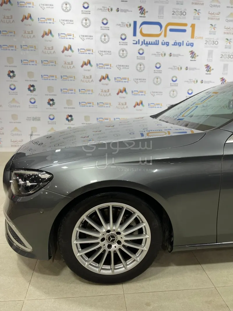 2021 مرسيدس - بنز إي 200