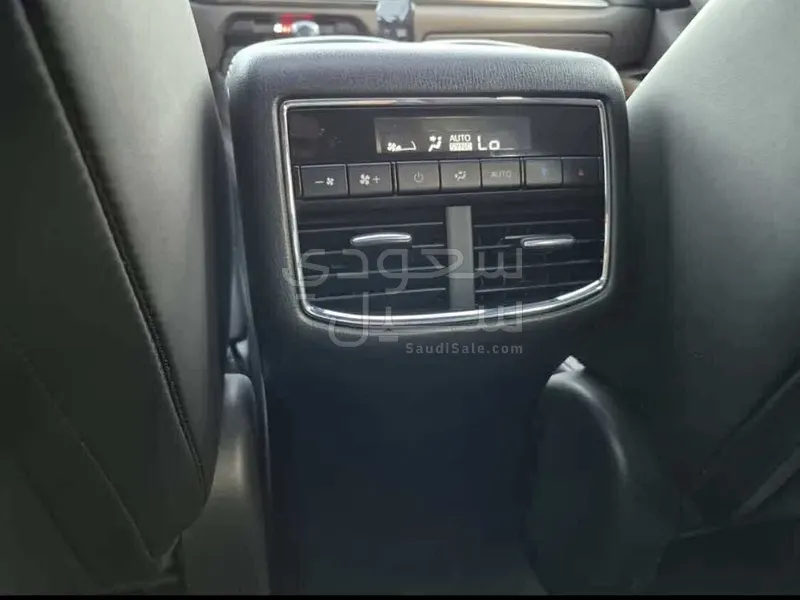 2022 مازدا سي اكس 9 سقنتشر