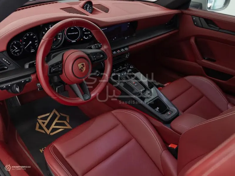 2023 Porsche 911 Carrera GTS