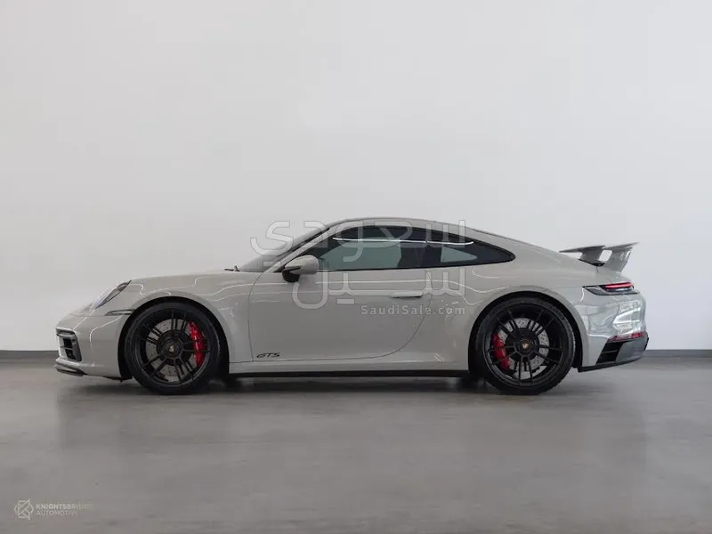 2023 Porsche 911 Carrera GTS