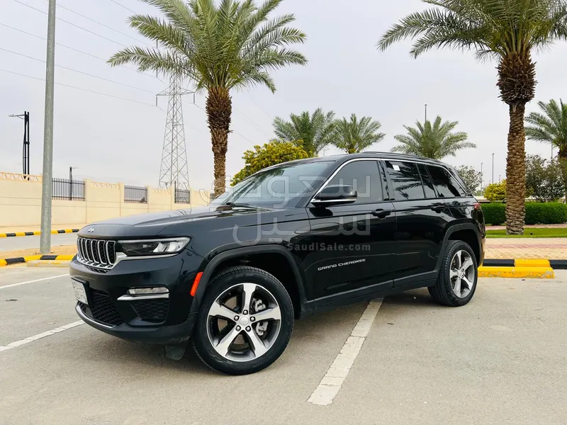 2023 جييب جراند شيروكي ليميتد