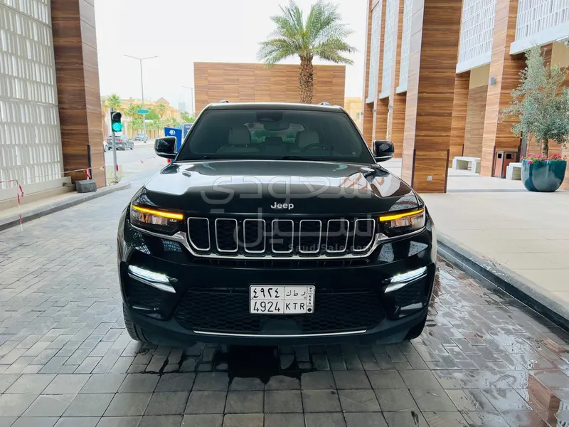 2023 جييب جراند شيروكي ليميتد