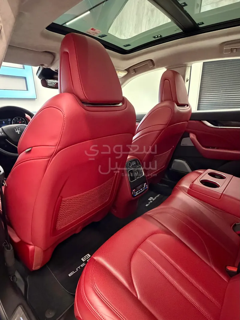 2022 مازيراتي ليفانتي مودينا اس