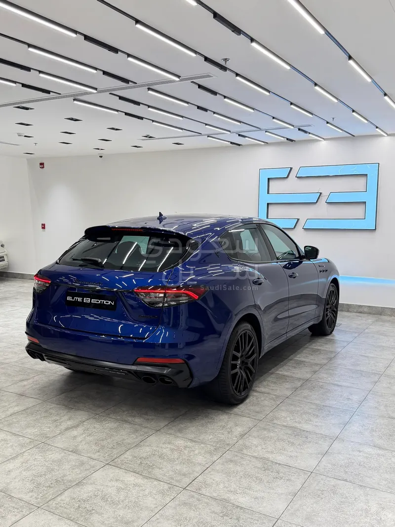 2022 مازيراتي ليفانتي مودينا اس