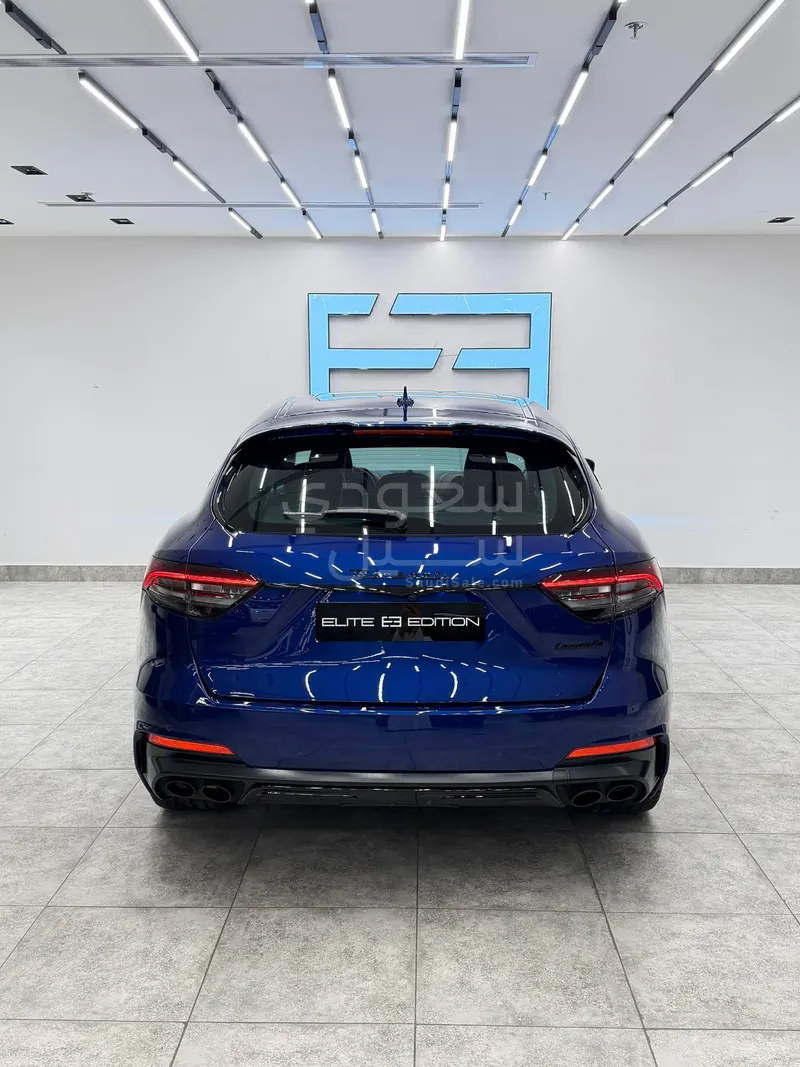 2022 مازيراتي ليفانتي مودينا اس