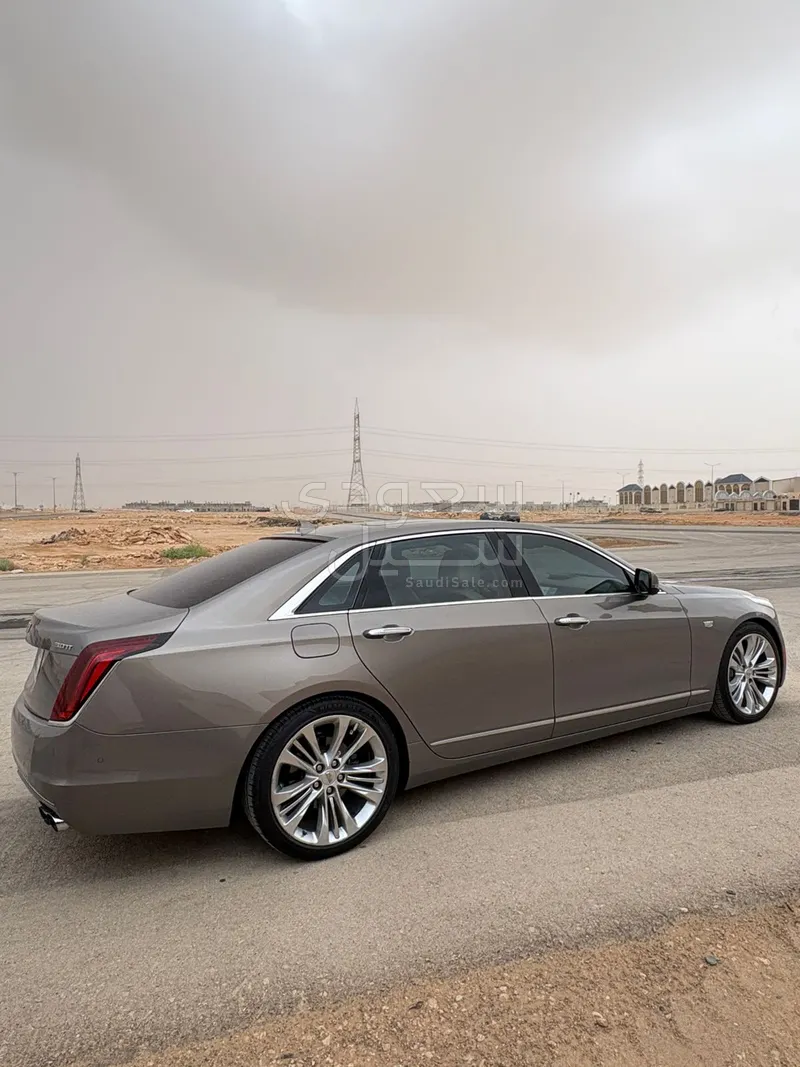2018 كاديلاك سي تي 6 بلاتينيوم