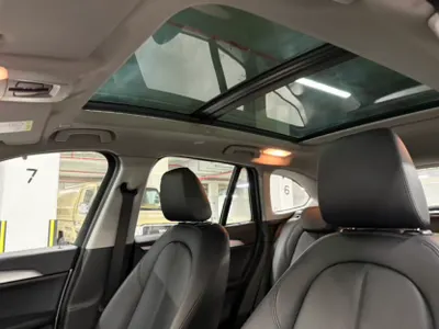 2022 بي ام دبليو الفئة اكس 1