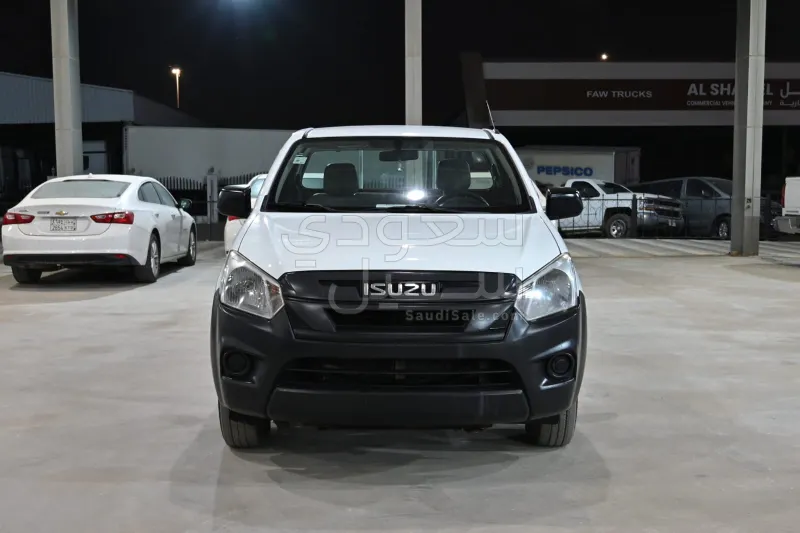 2016 ايسوزو دي ماكس غماره