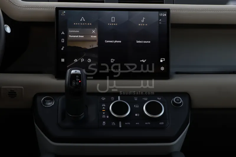 2023 لاند روفر ديفيندر 110