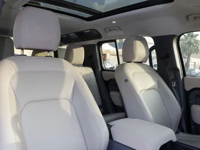 2023 لاند روفر ديفيندر 110