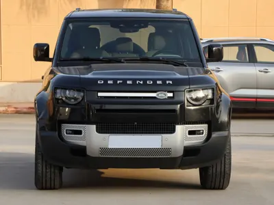 2023 لاند روفر ديفيندر 110