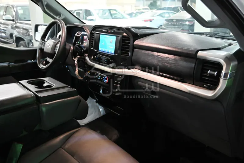 2021 فورد اف 150