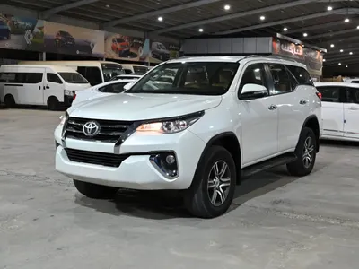 2018 تويوتا فورشنر في اكس