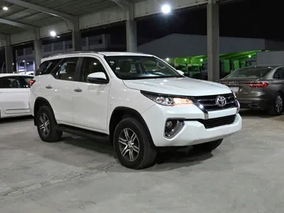 2018 تويوتا فورشنر في اكس