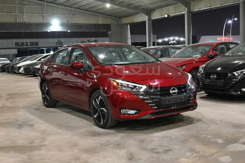 2024 نيسان صني