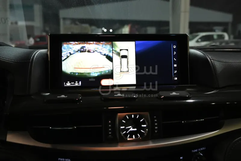 2021 لكزس إل إكس 570 بلاك اديشن