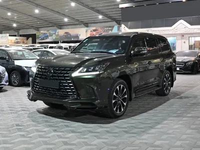 2021 لكزس إل إكس 570 بلاك اديشن