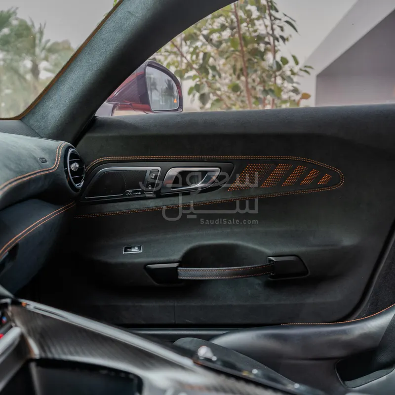 2022 مرسيدس - بنز جي تي بلاك سيريس