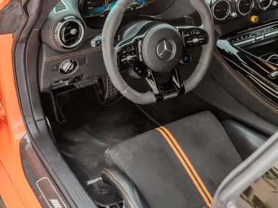 2022 مرسيدس - بنز جي تي بلاك سيريس